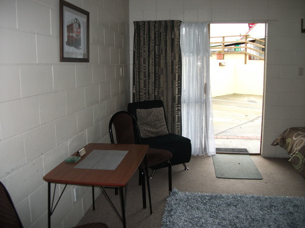 Kelly'S Riverside Motel Taumarunui Ngoại thất bức ảnh