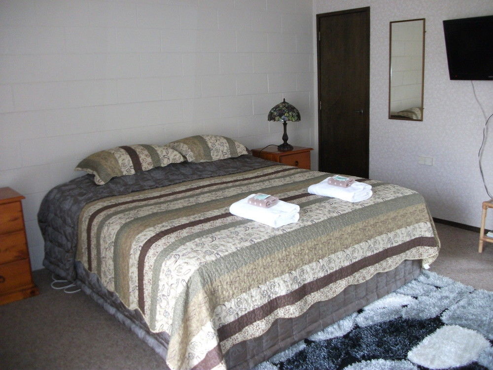 Kelly'S Riverside Motel Taumarunui Ngoại thất bức ảnh