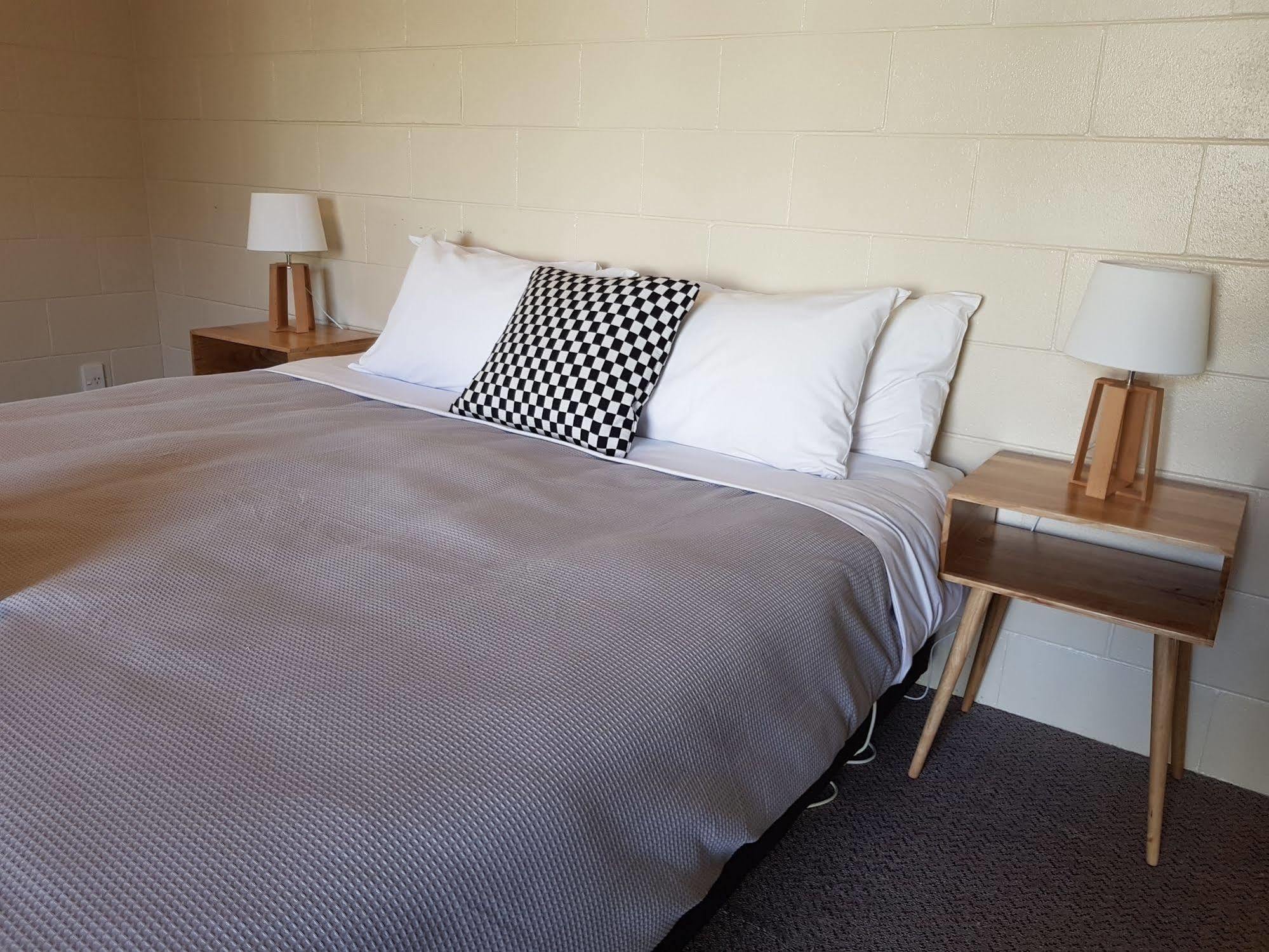 Kelly'S Riverside Motel Taumarunui Ngoại thất bức ảnh