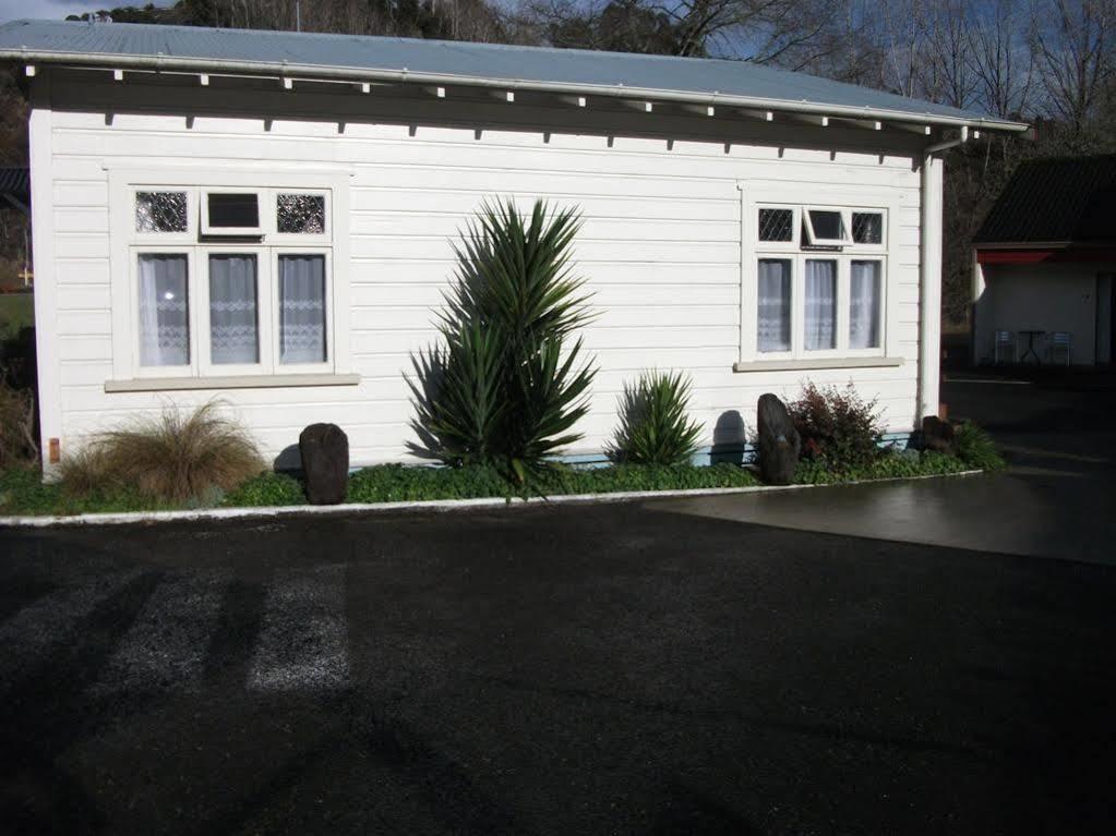 Kelly'S Riverside Motel Taumarunui Ngoại thất bức ảnh